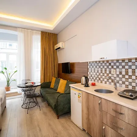 New Life Taksim Apartahotel 3*