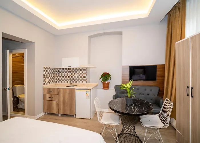 New Life Taksim 3* 이스탄불