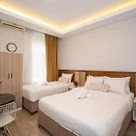 Lägenhetshotell New Life Taksim 3*