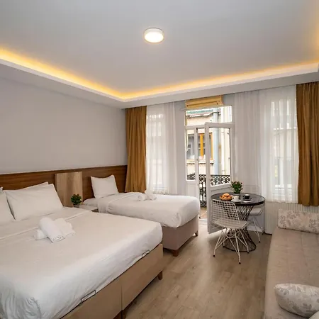 New Life Taksim 3*
