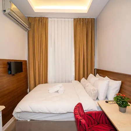 New Life Taksim 3*