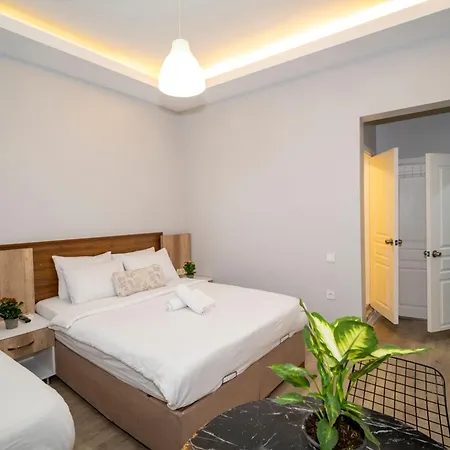New Life Taksim 3*