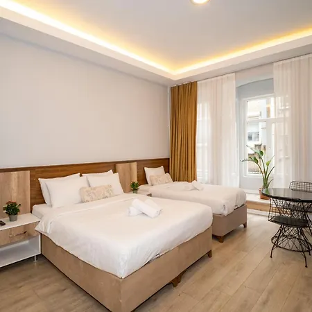 New Life Taksim 3*