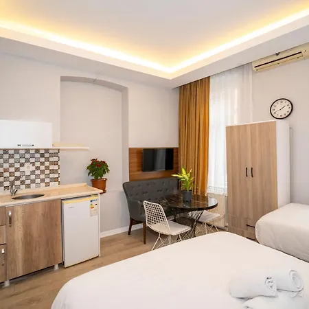 New Life Taksim 3*